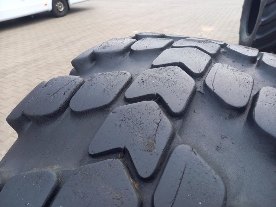 Opona używana rolnicza 1300x530x533; 530/70-21 KAMA 1400zł W4665