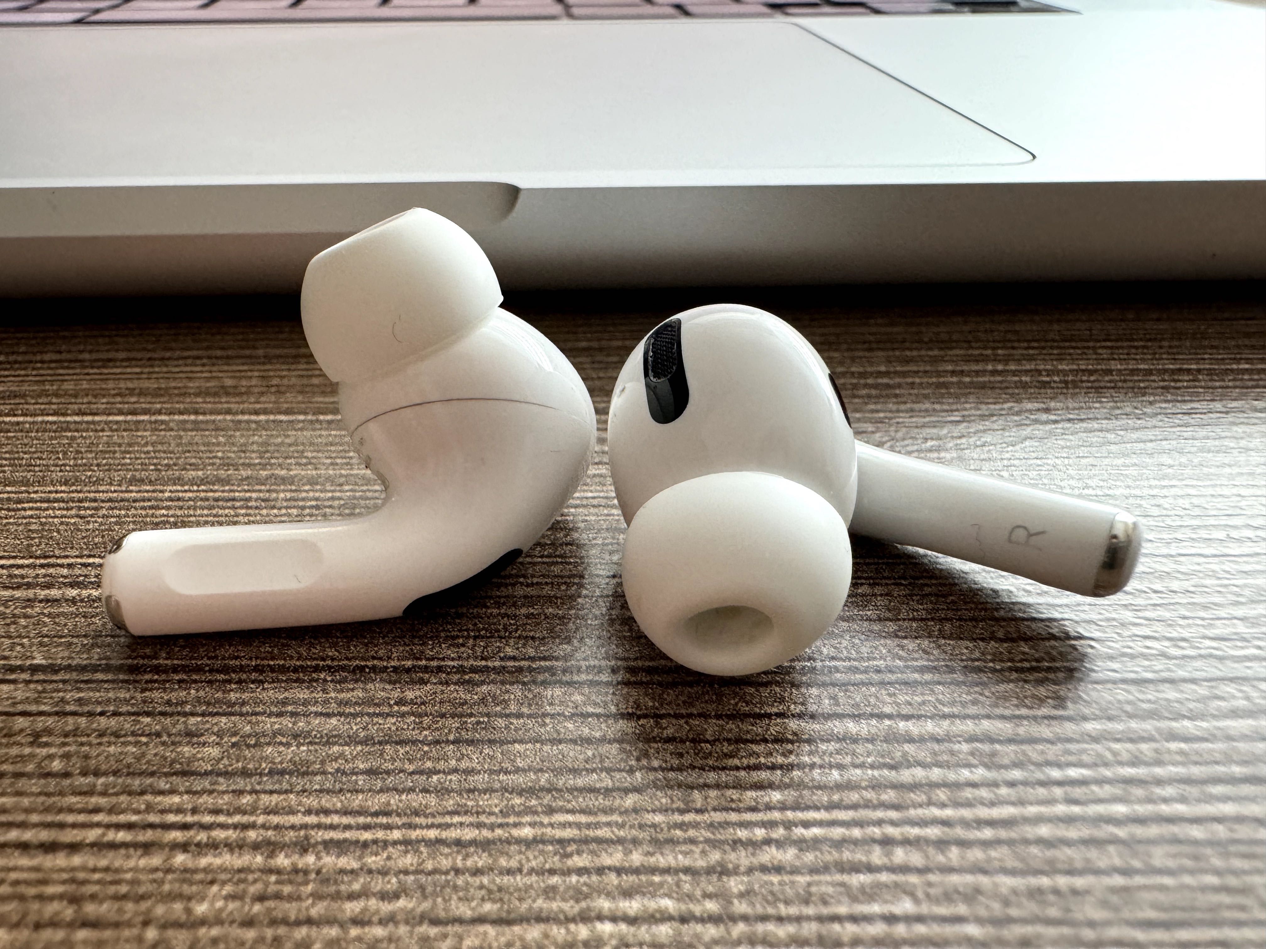 AirPods Pro 1 generacji słuchawki (bez etui)