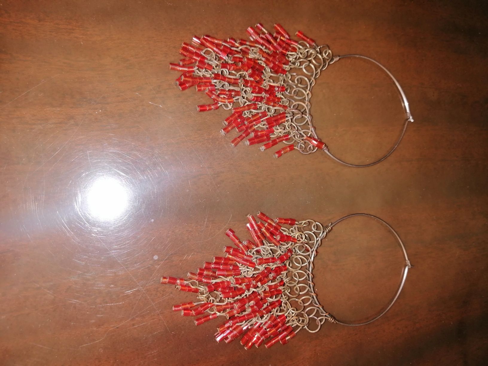 Bijuterias colares, brincos, relógios,etc.