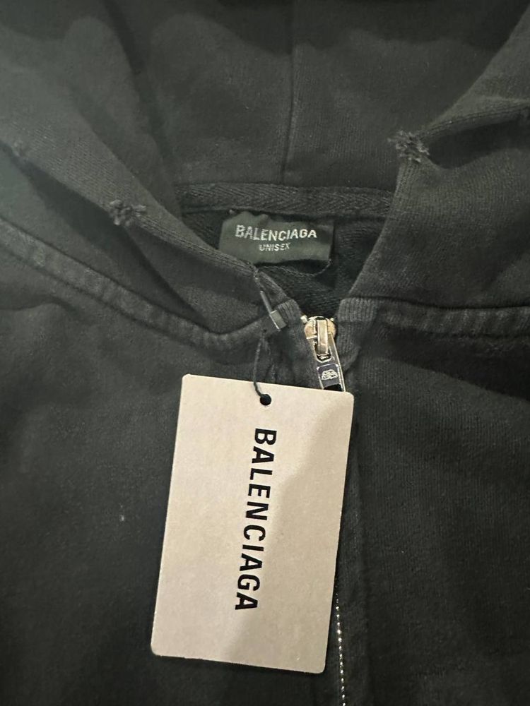 зип худи Balenciaga Paris Moon 2023