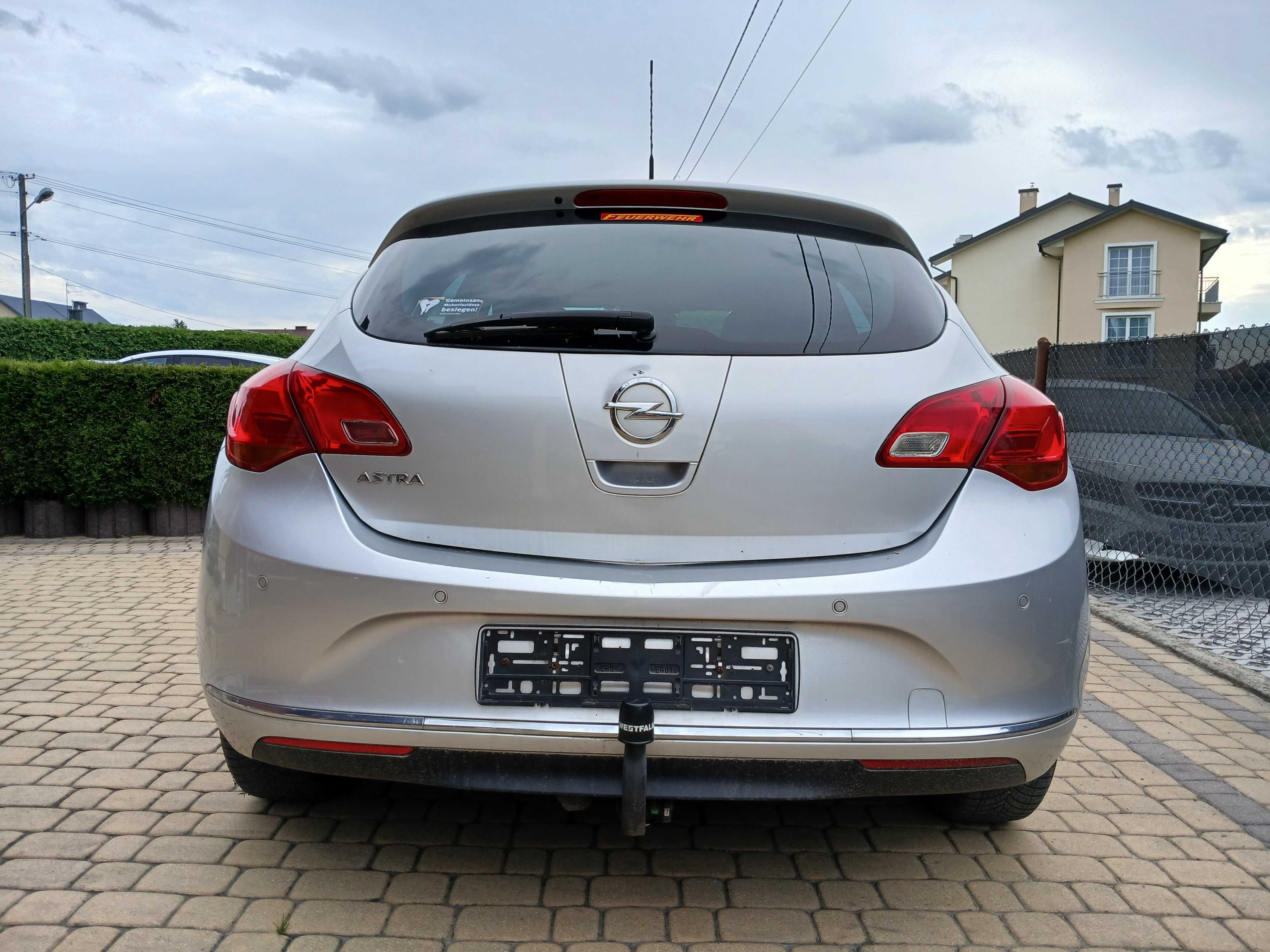 Opel Astra J 1.4B Klima 5drzw