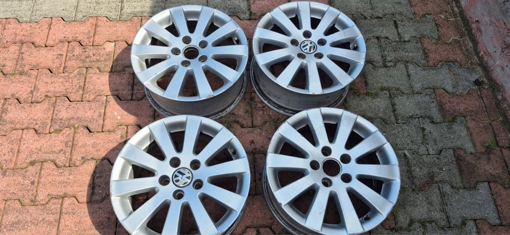 Alufelgi vw passat r16 bora