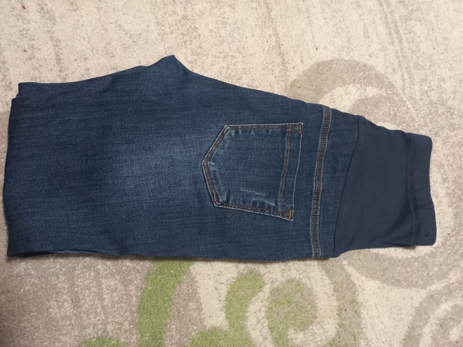 Джинси для вагітних