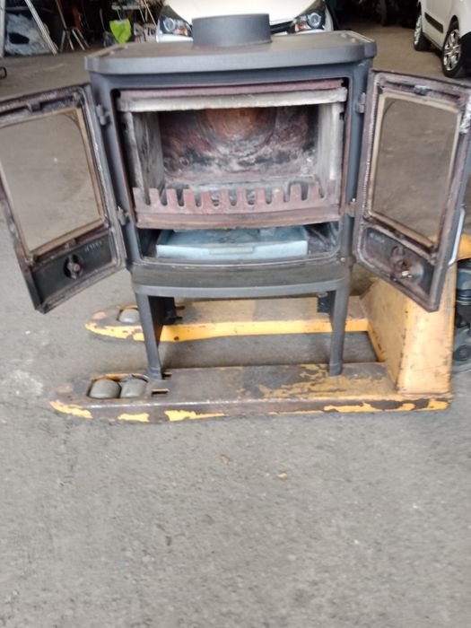 Kominek wolnostojący , koza , piec na drewno MORSO , 6 kW