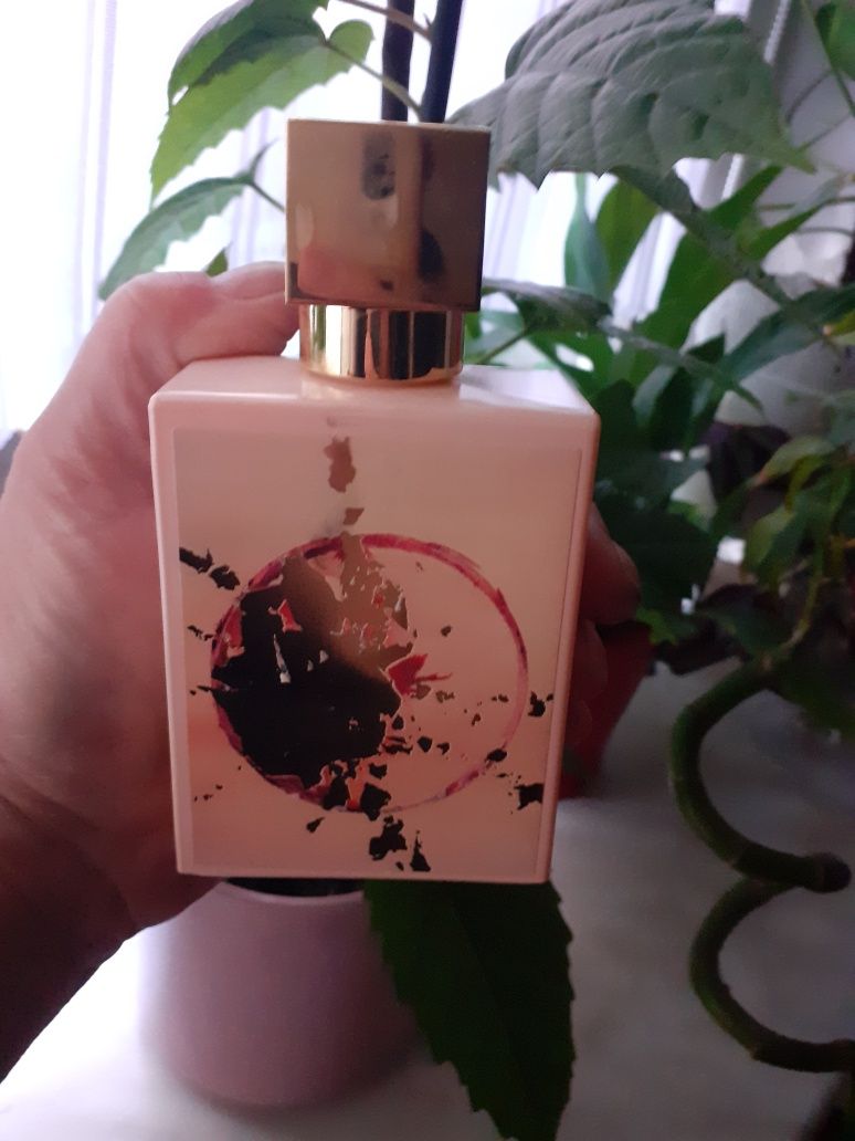 Perfumy z limitowanej serii Amber Queen