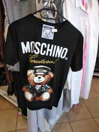 Tshert love moschino S/M stan bardzo dobry wymiary na zdjeciach