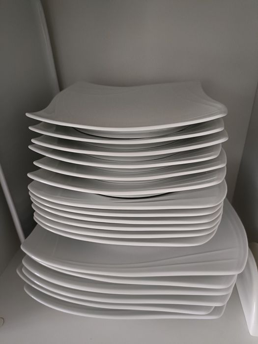 Serwis obiadowy nowy