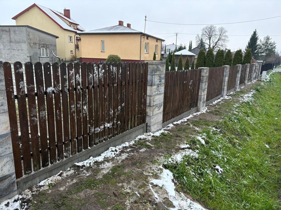 Montaż ogrodzeń | Panelowe | Aluminiowe | Siatka | Bramy | Slupki