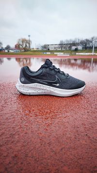 ОРИГІНАЛ Кросівки Nike Zoom Winflo 8 Shield DC3727-001 не промокають