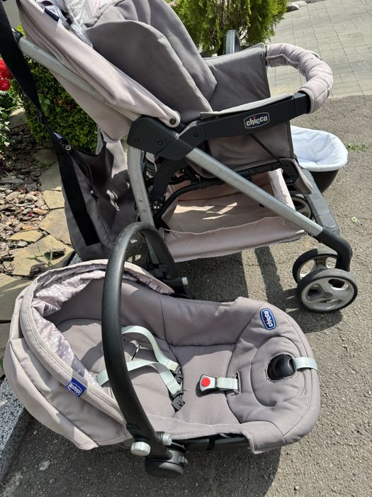 Коляска CHICCO Trio Sprint 3 в 1