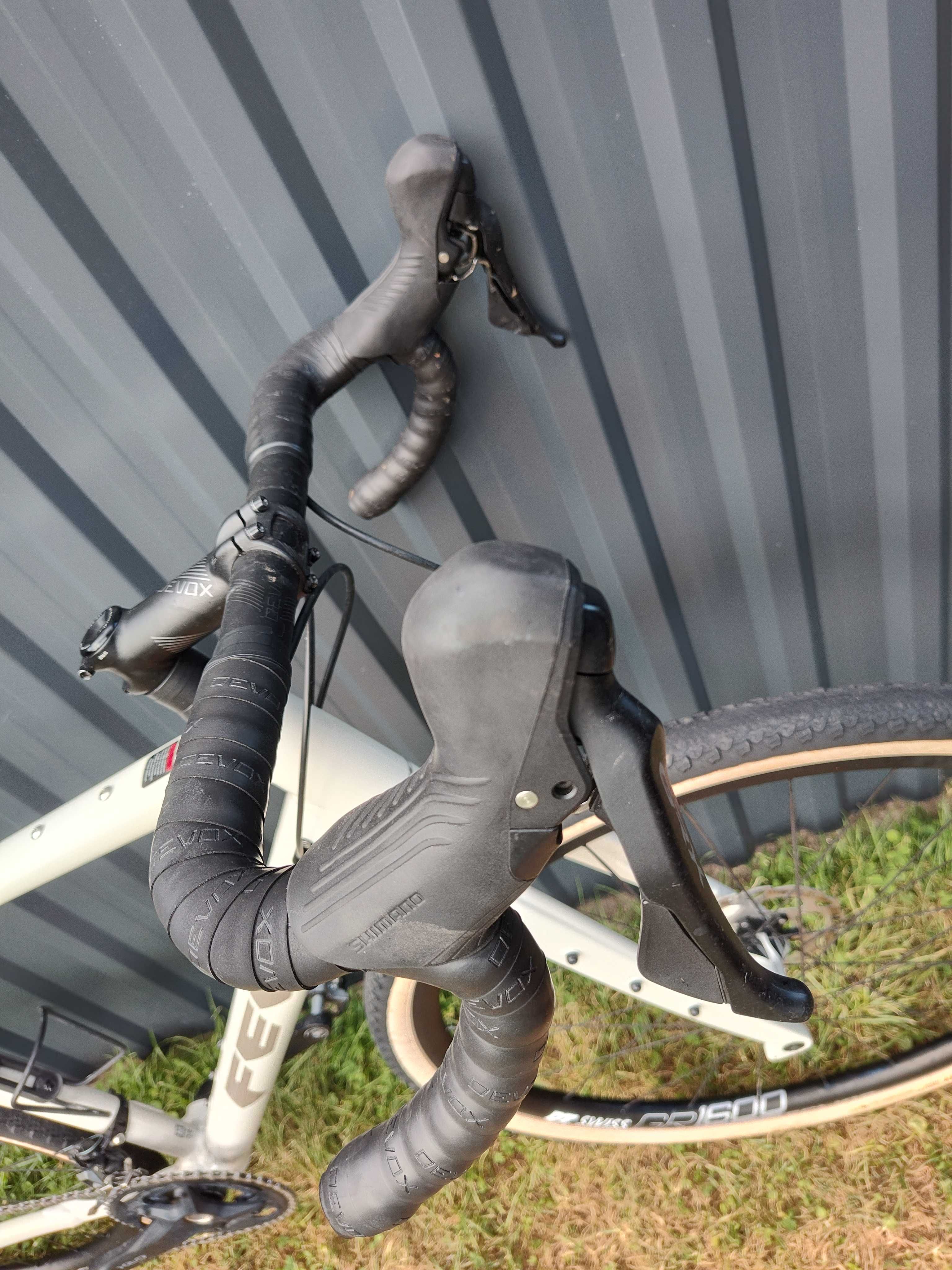 GRAVEL - FELT BREED 30 GRX820 2X12 - DT SWISS 1600 - R54