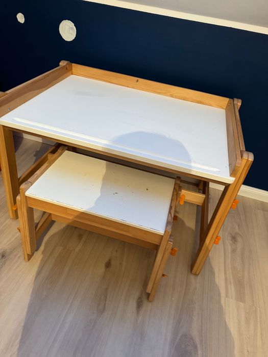 Biurko Ikea flisat i krzesełko