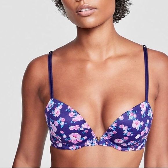 бюстгальтер Victoria's Secret Love Cloud Lightly Lined з квітковим