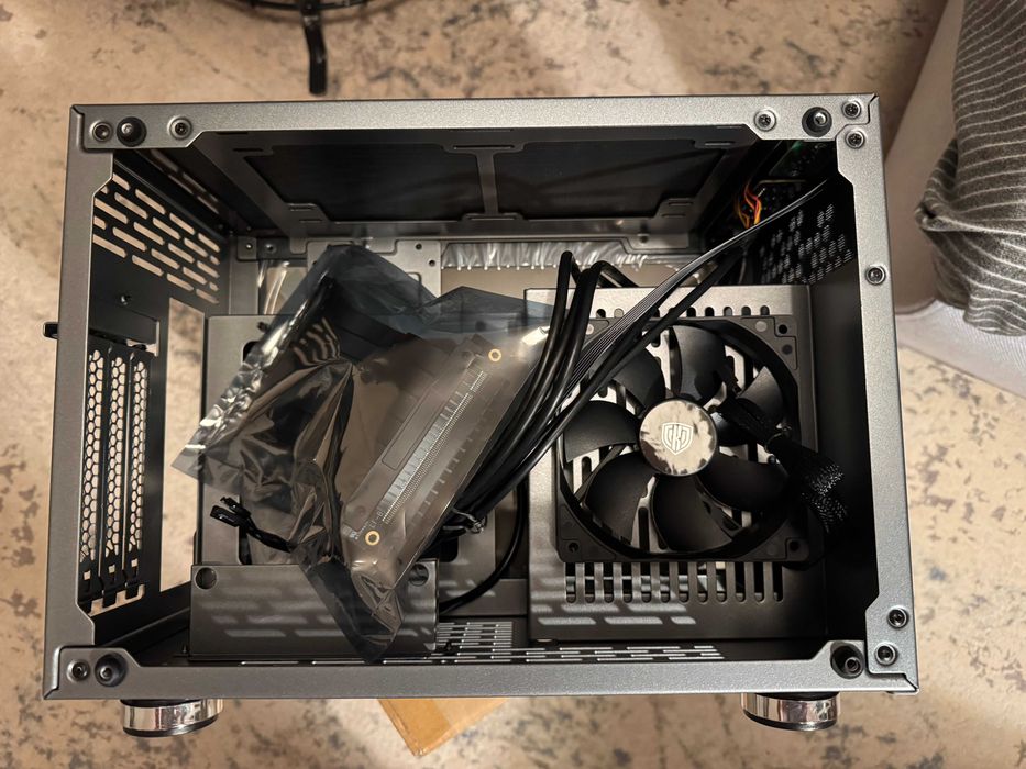 Obudowa do komputera Kolink Rocket Heavy Gunmetal Grey