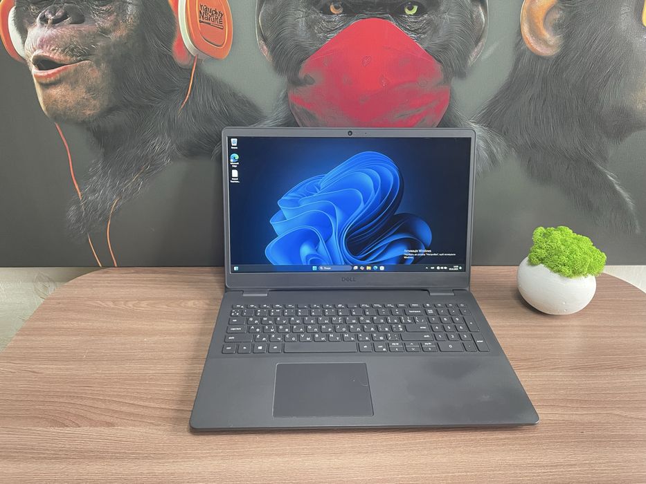 Ноутбук 15.6 Dell i3-1115G4 FullHD IPS 16GB ddr4 256GB  Видео 2 ГБ