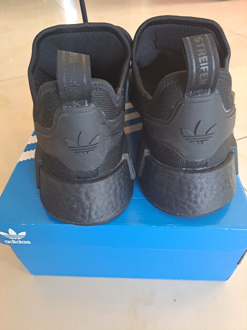 Adidas NMD_R1 PRIMEBLUE Originals 44 2/3 kolor czarny