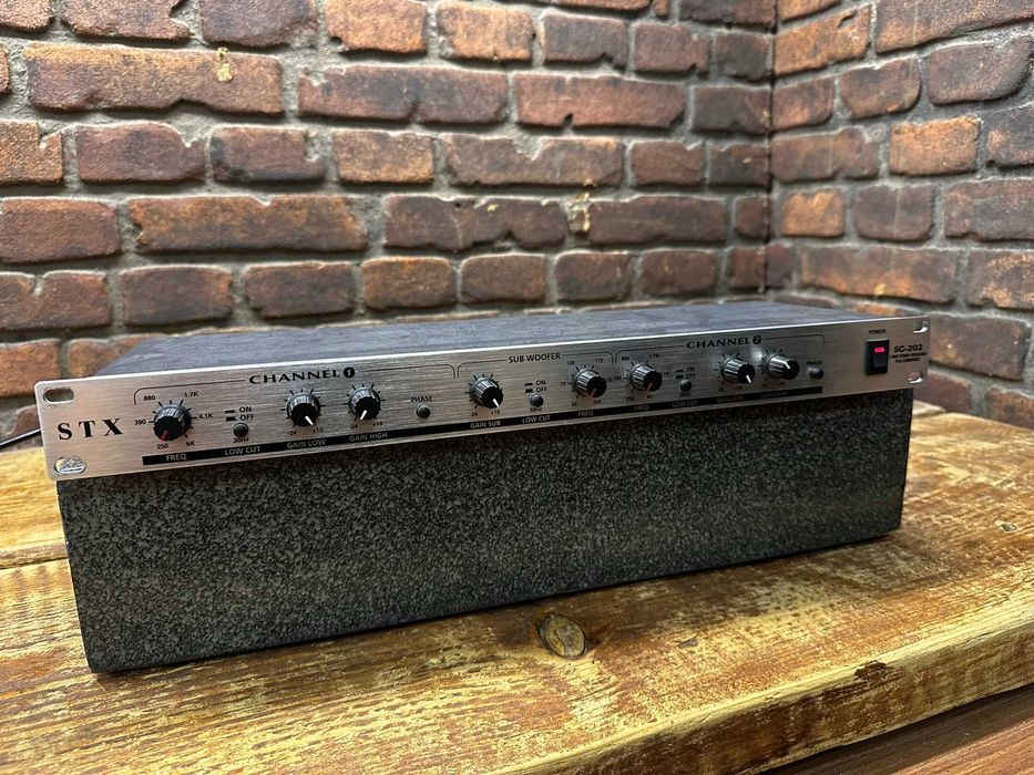 Crossover STX SC-202  rezerwacja