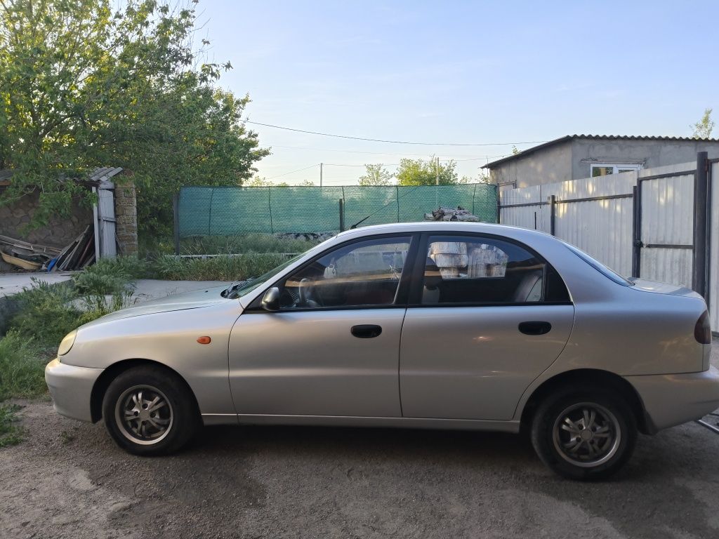 Daewoo Lanos 1.5