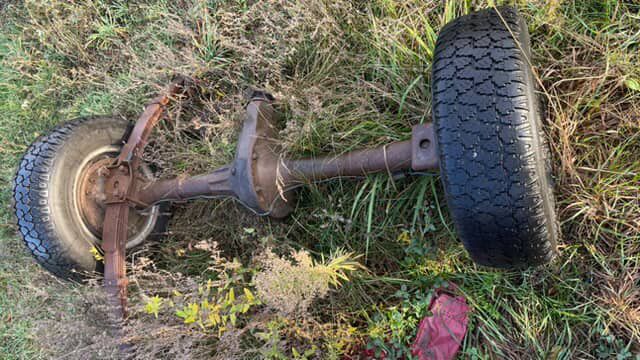 Продам кпп 5ст волга, також є передня балка і задній міст