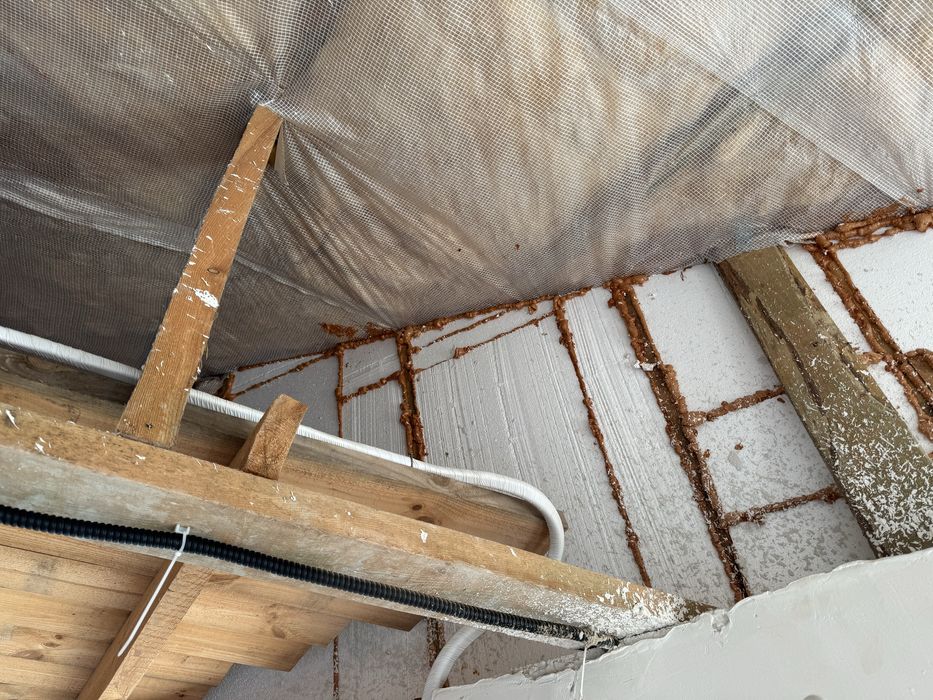 Продаж 2-к квартири в новобудові