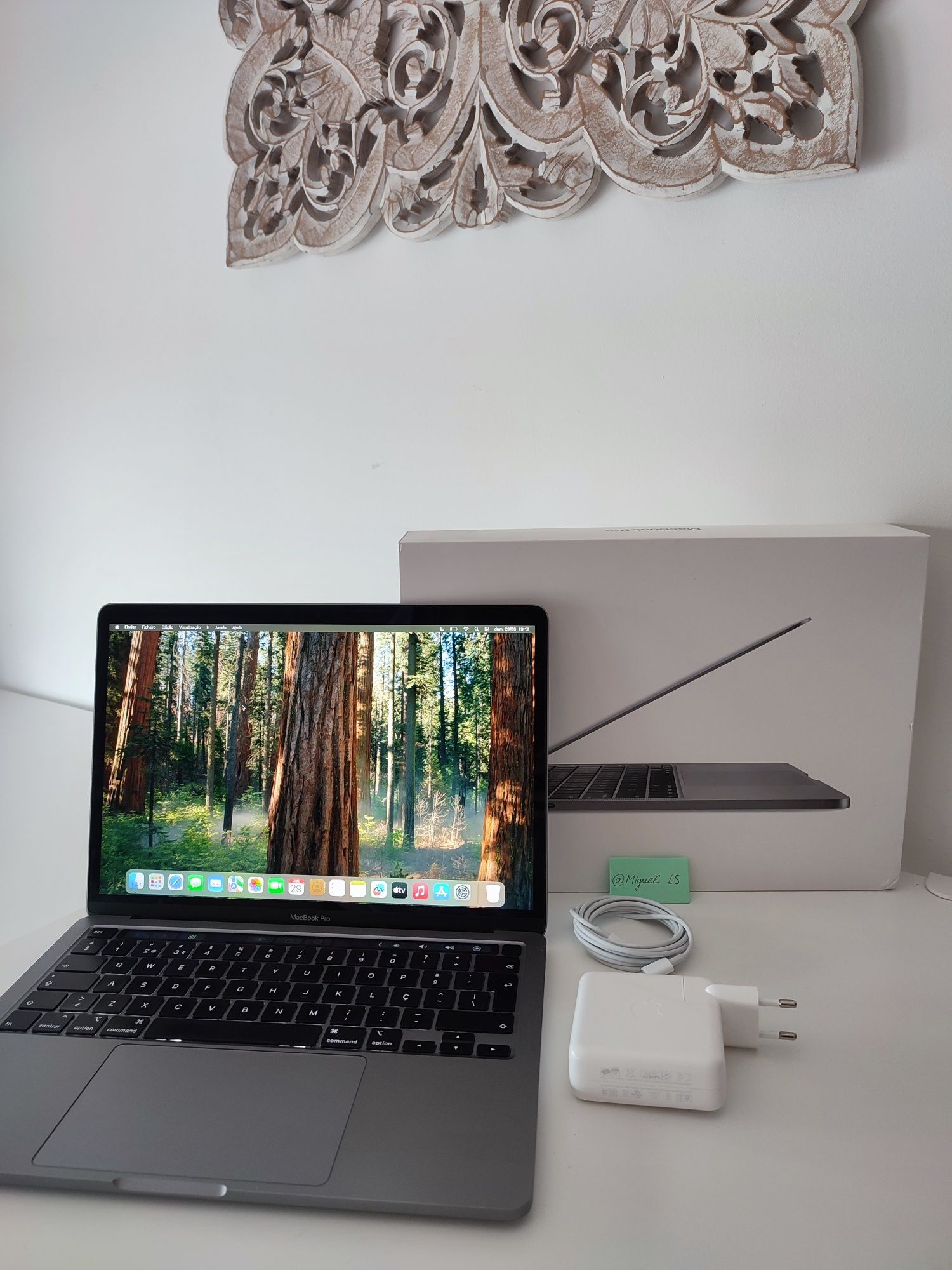 Macbook Pro 2020 16gb RAM 13" TouchBar