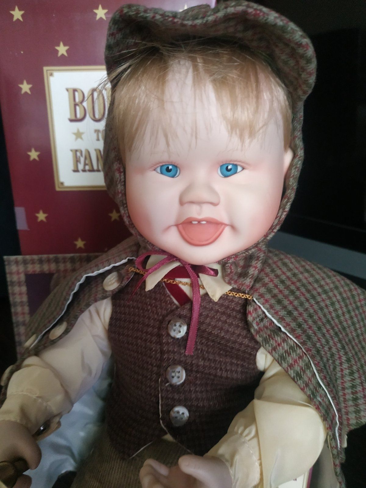 Фарфоровая кукла Маленький Шерлок , Edwin M. Knowles