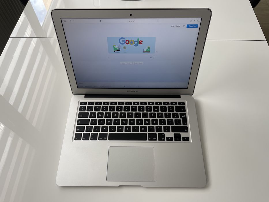 MacBook Air 13.3/i5/256GB SSD/8GB RAM/  Nowa Bateria !