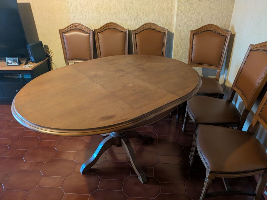 Mesa extensível + 6 cadeiras