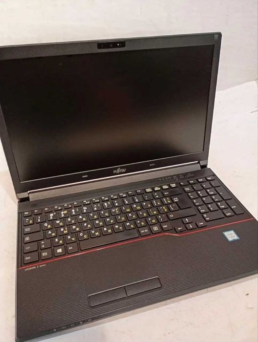 Ноутбук Fujitsu LifeBook E556 15.6" Core i5