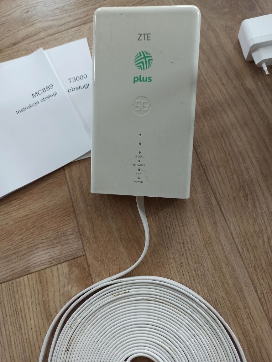 Modem zewnętrzny ZTE MC889 i Router Wi-Fi  ZTE T3000