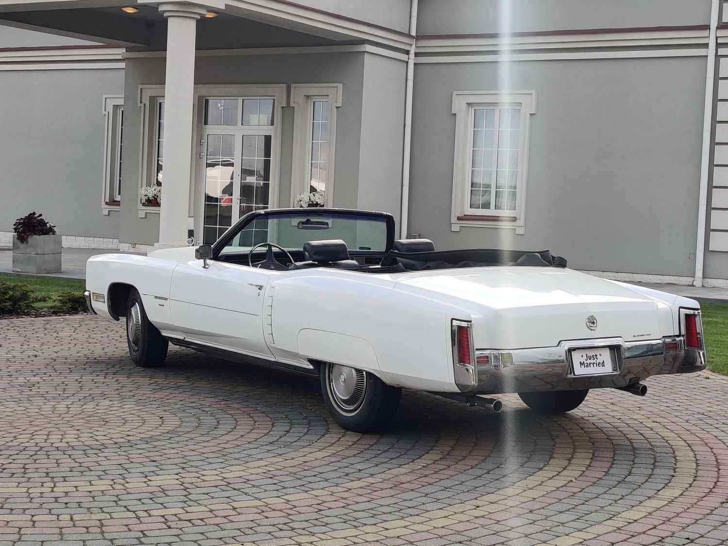 Auto samochód do ślubu na wesele Cadillac Eldorado Delta Oldsmobile