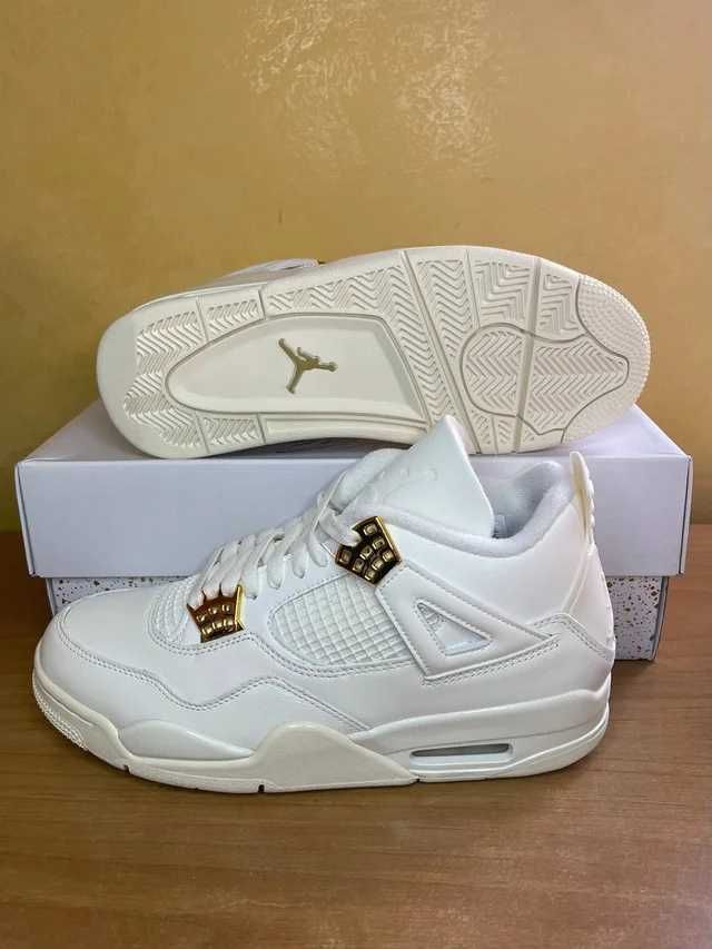 NoweButyDamskieJordan4RetroMetallicGold.43