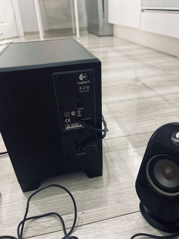 Głośniki Logitech X-210 z subwooferem, 100% sprawne,