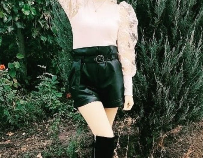 Кожаные шорты с ремешком