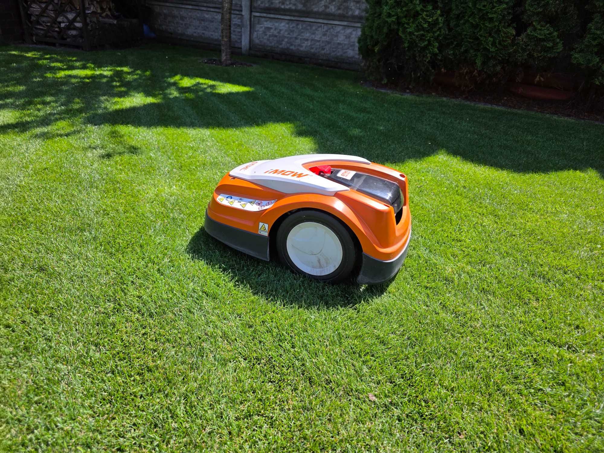 Robot koszący Stihl iMOW RMI 422 PC