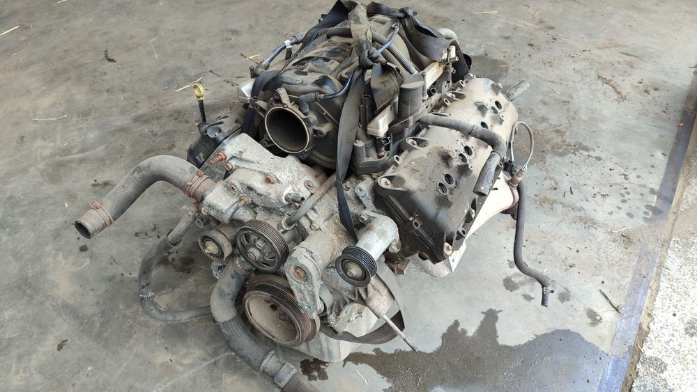 Dodge Charger 12r silnik 5.7 hemi