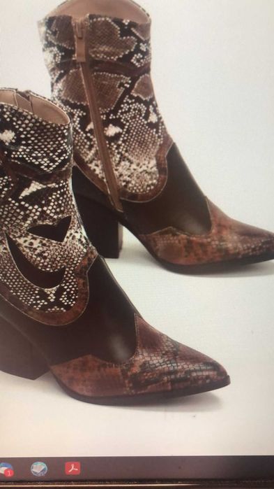 botki skóra węża