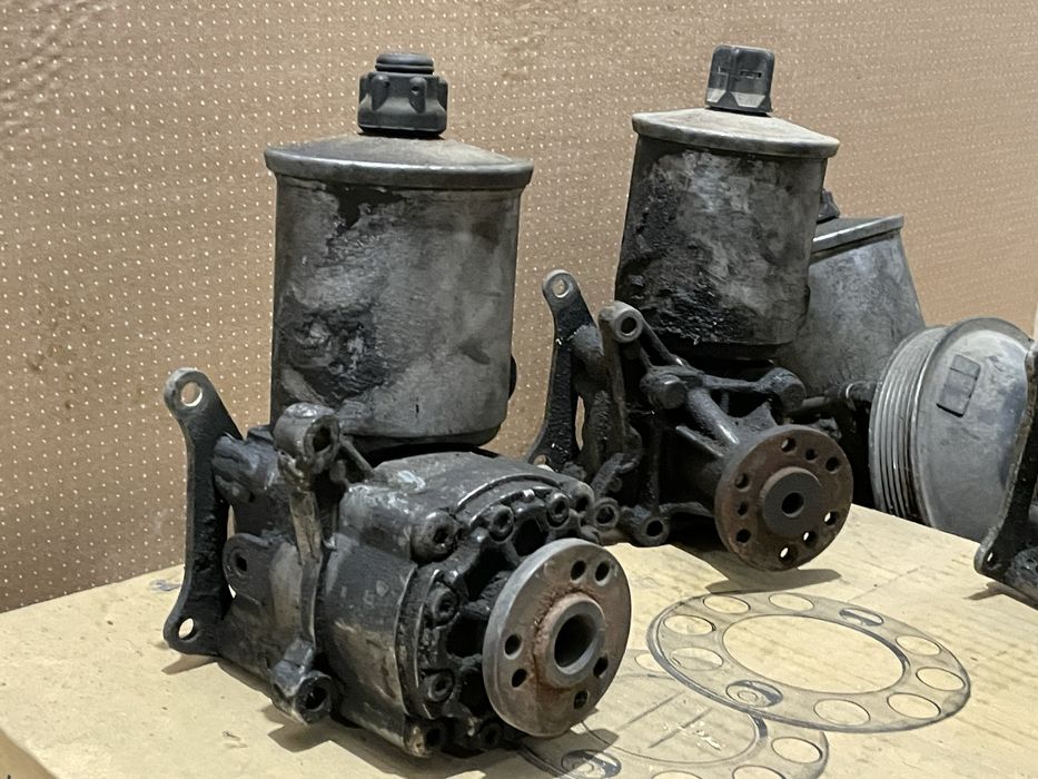 Насоси гідроусілітєля Мерс w124