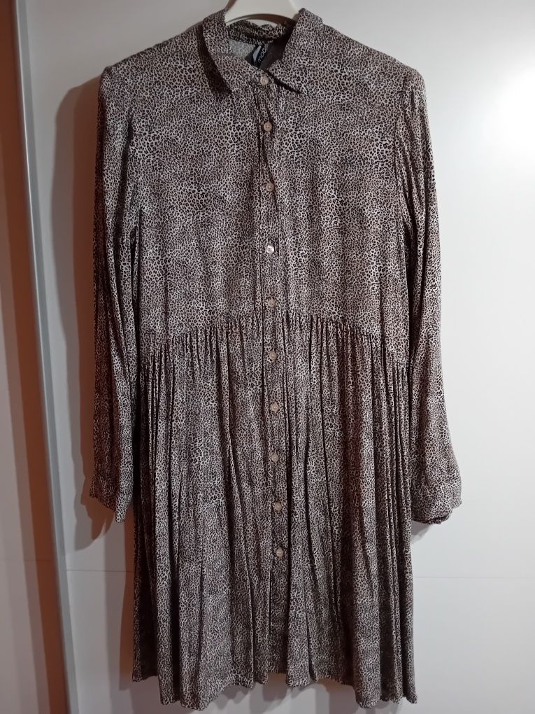 Sukienka koszulowa w panterke r M L Xl