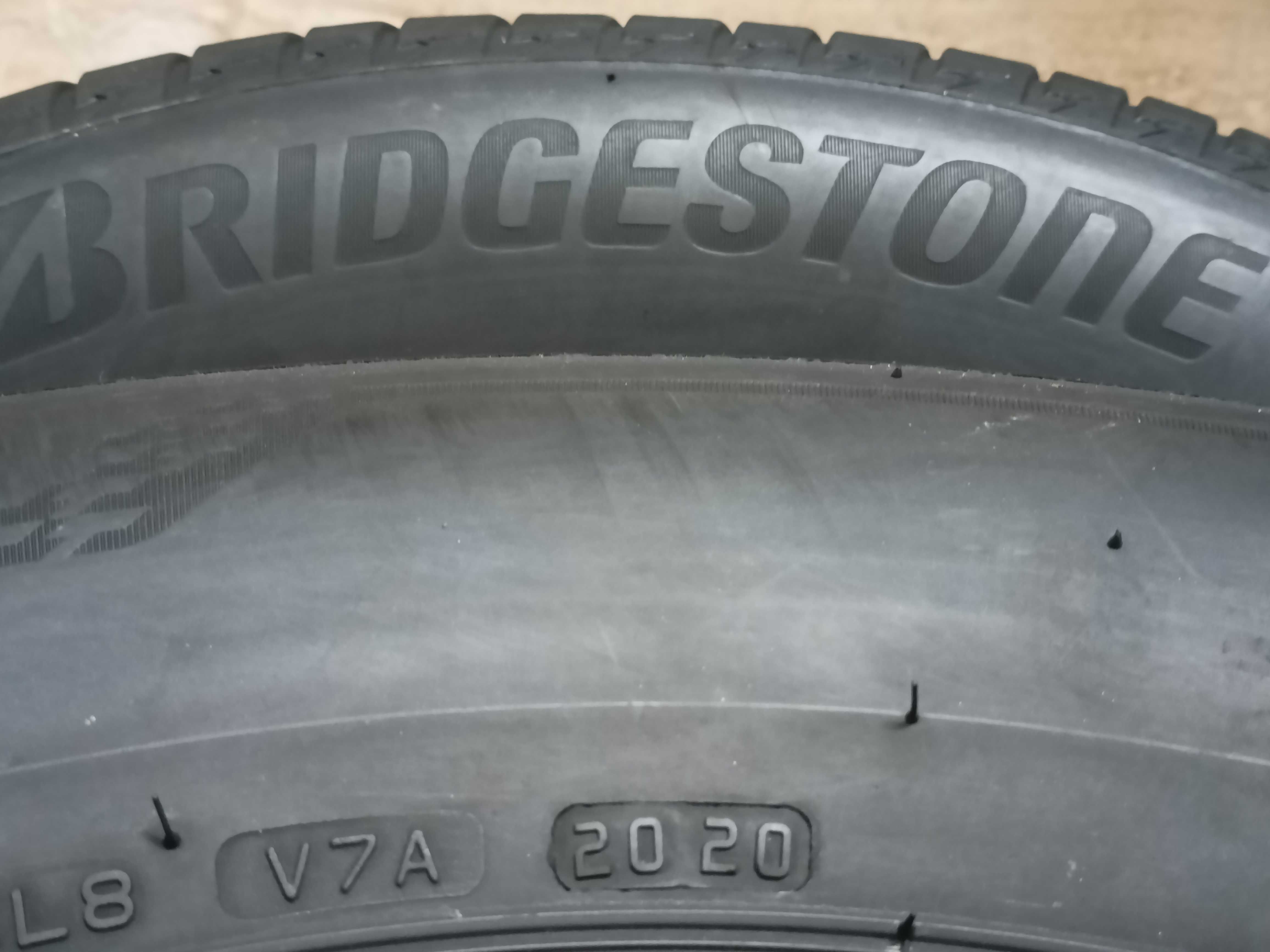 215/55r17  bridgestone  turanza t005  ,   ładne  ,  6,5mm , 2020rok