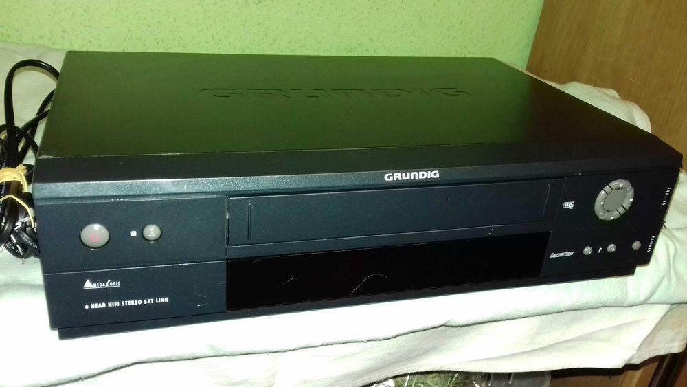 Magnetowid GRUNDIG SE 1305  HIFI/NIC