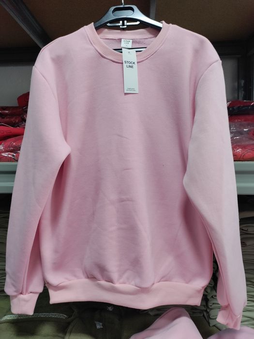 Sweates 5,50 Euros.               Só para REVENDA