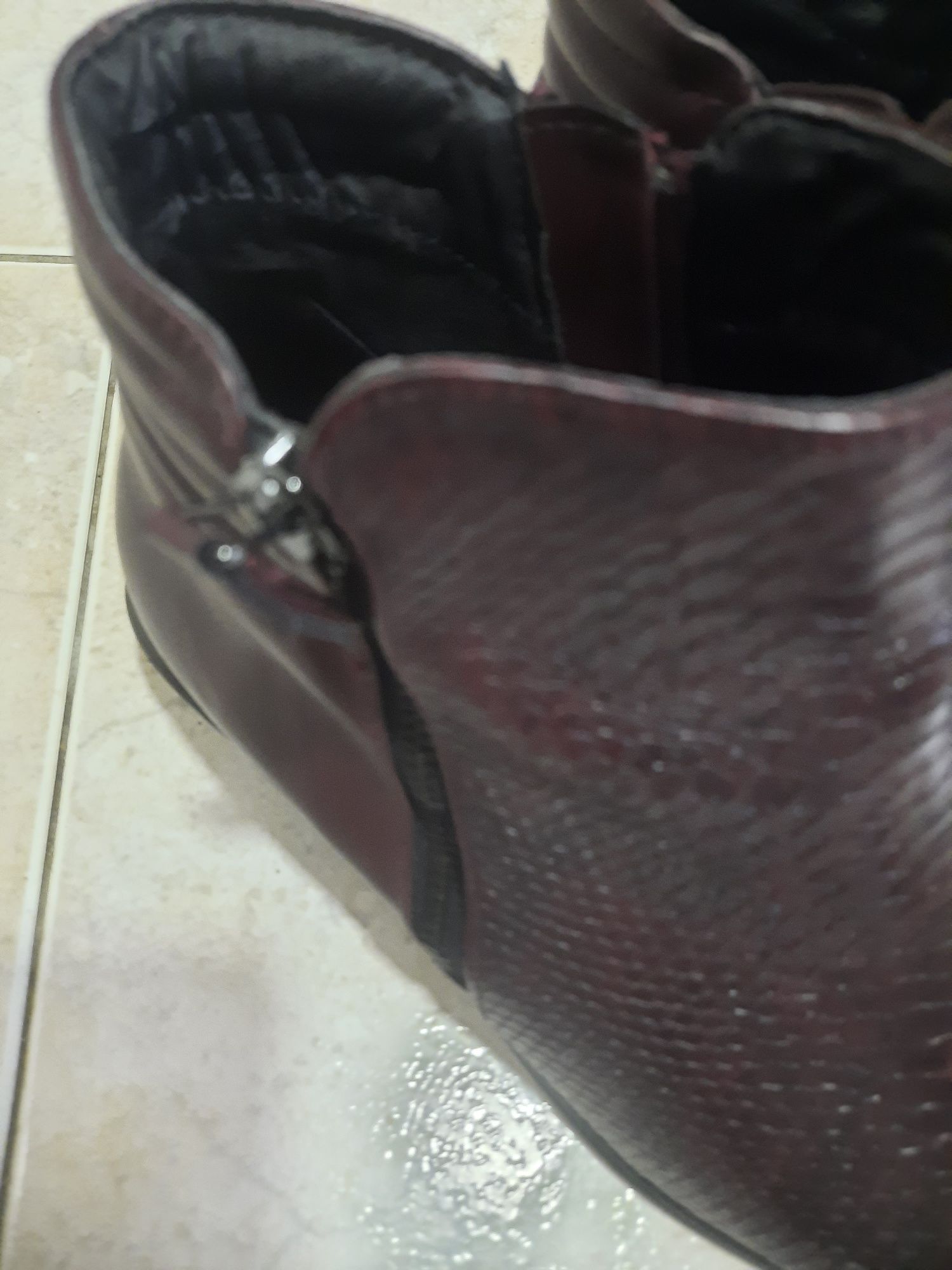Botins bourdeux em pele Tamanho 40 como novos