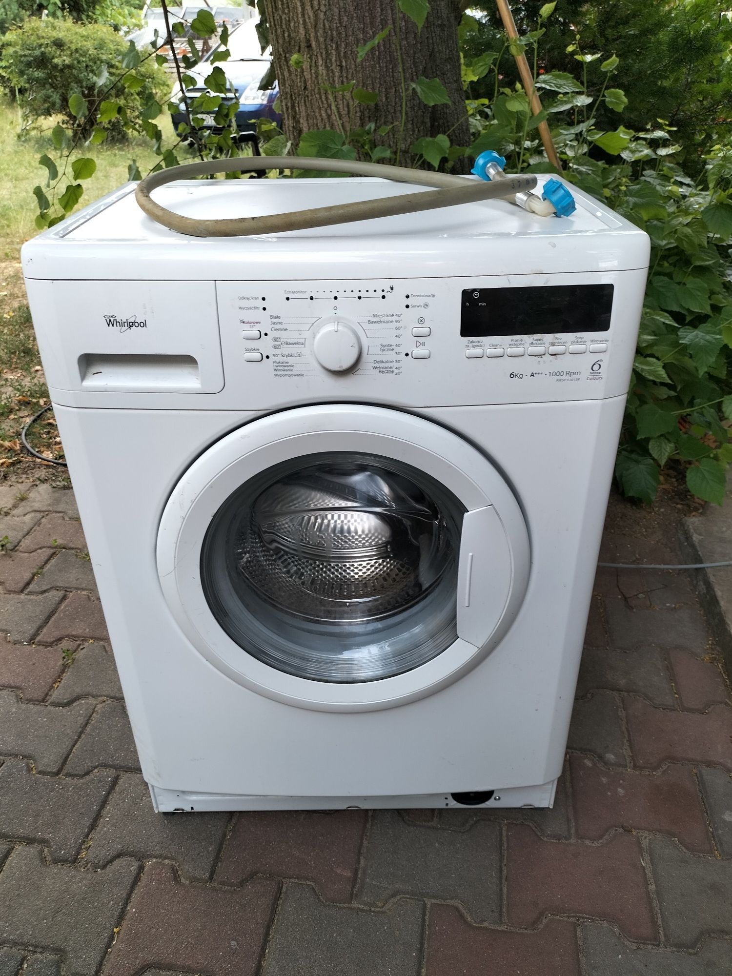 Pralka automatyczna whirpool.