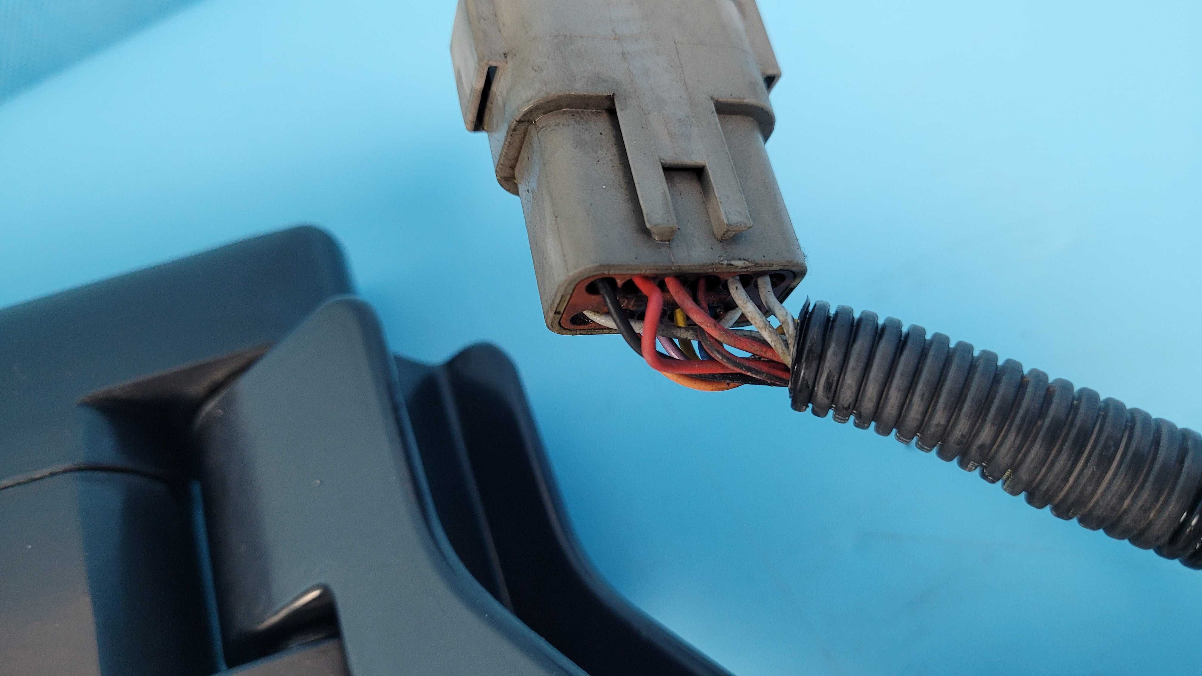 Deutz-Fahr 6130 TTV Lusterko prawe elektryczne kompletne 0.027.3122.4