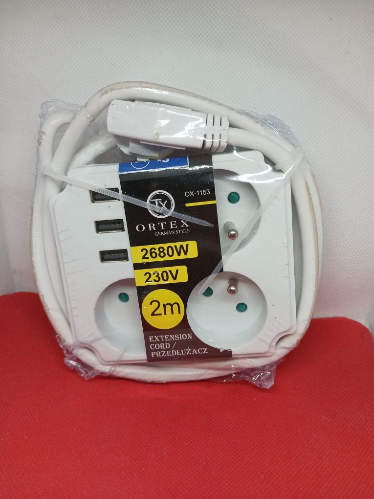 Listwa zasilająca przedłużacz 3 gniazda + 3 USB