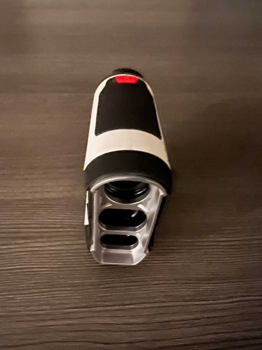 Golf - Rangefinders Bushell tour V5