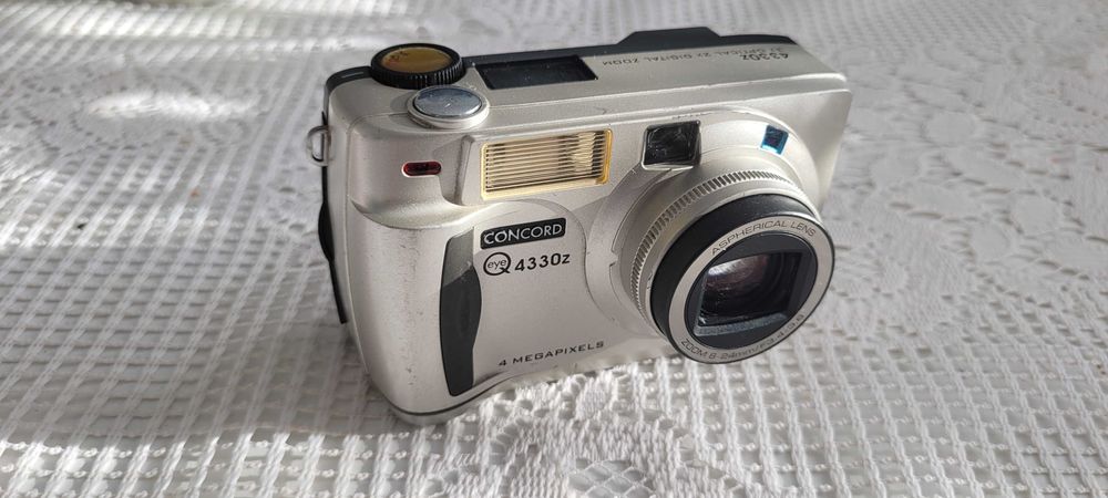 Aparat cyfrowy concord 4330z