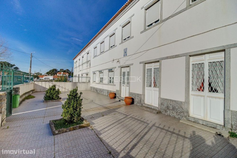 Prédio no Magoito, Sintra | 6 fracções | 590m² Const. | Lote c/921m²