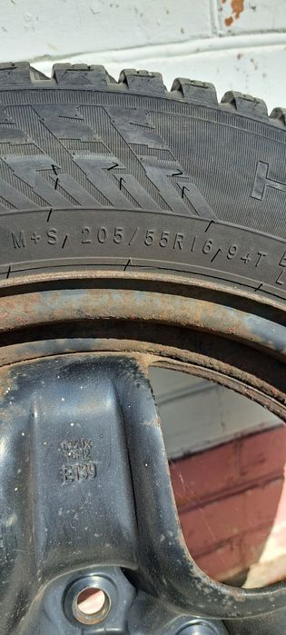 Зимові шини 205 55 r 16  Nokian hakkapeliitta 10 Шип